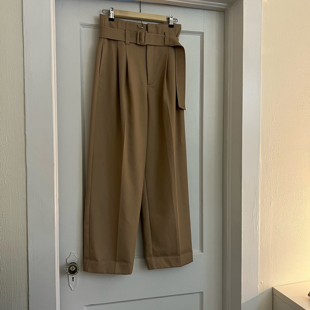 H&M high waisted belted beige trousers Sz 6